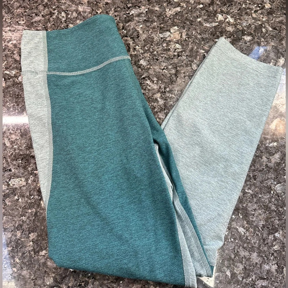 Outdoor Voices x Madewell 3/4 Crop Warmup Leggings Emerald Slate Size Medium M - Picture 5 of 10
